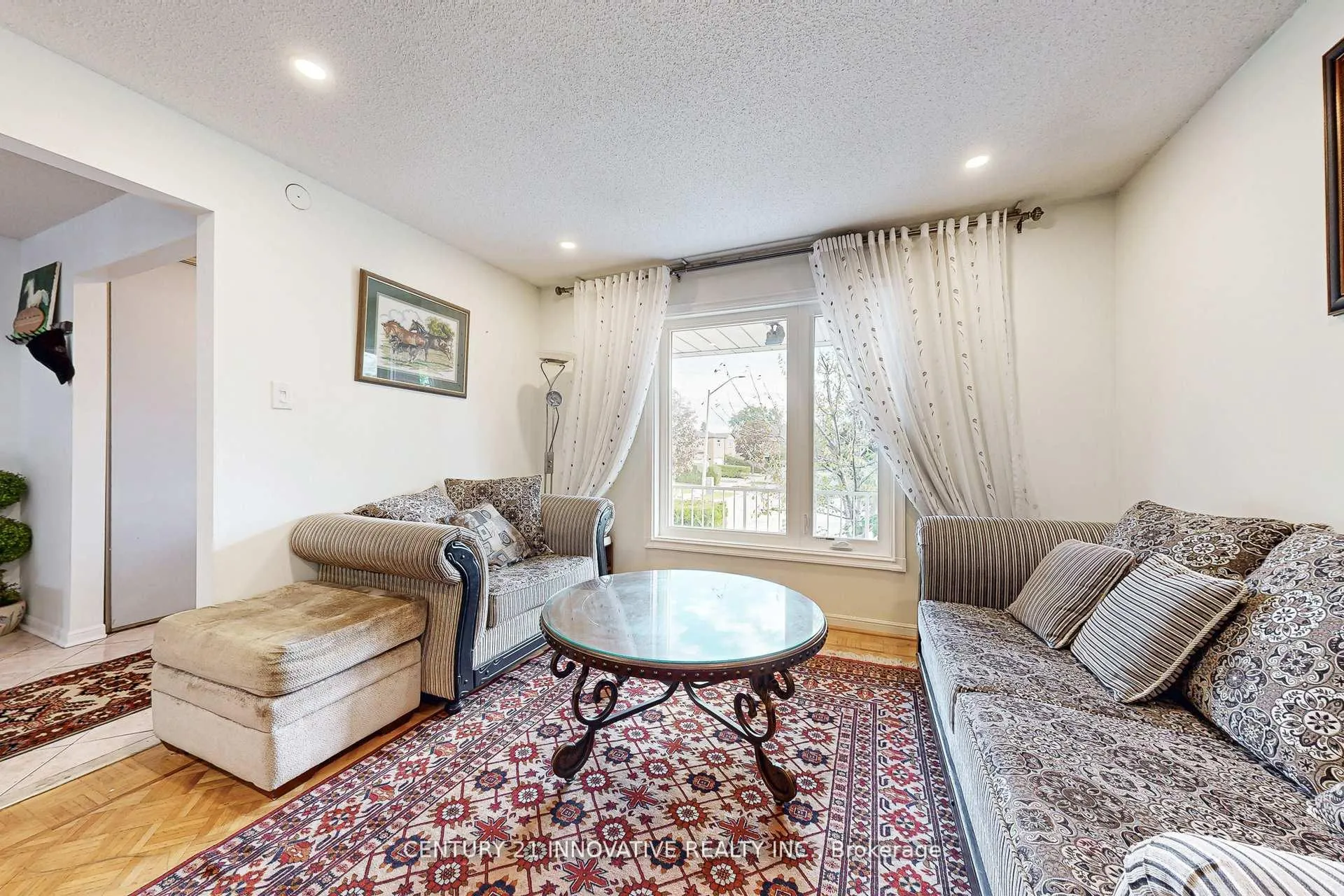 Photo 7 of 816 Willowbank Trail, Mississauga, Rathwood — HOMEH