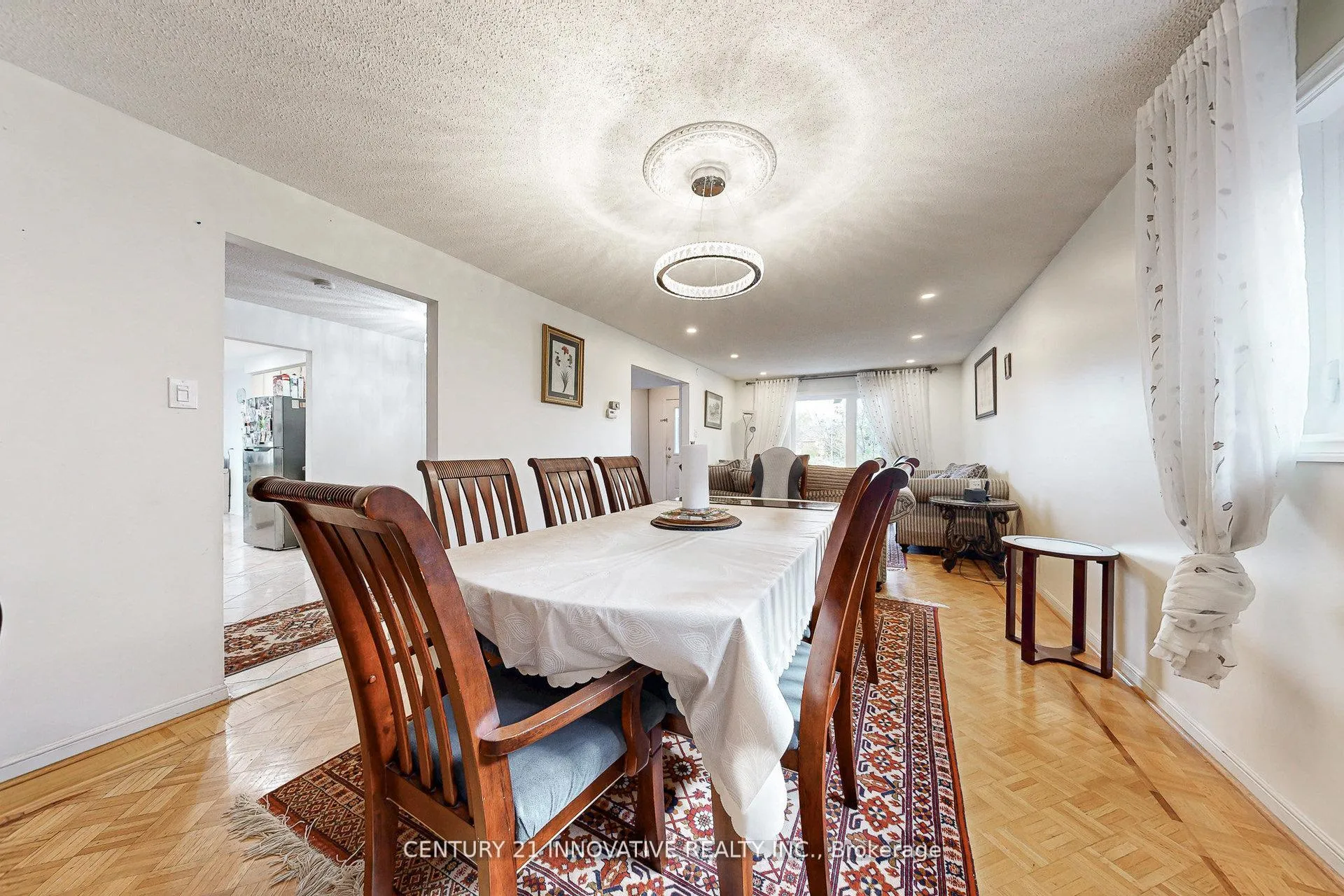 Photo 9 of 816 Willowbank Trail, Mississauga, Rathwood — HOMEH
