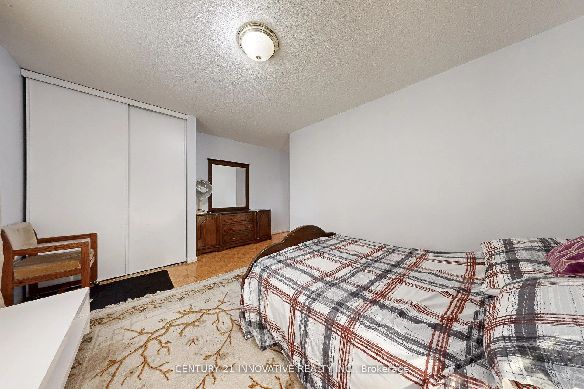 Photo 17 of 816 Willowbank Trail, Mississauga, Rathwood — HOMEH