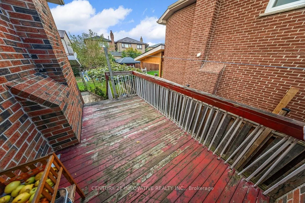 Photo 28 of 816 Willowbank Trail, Mississauga, Rathwood — HOMEH