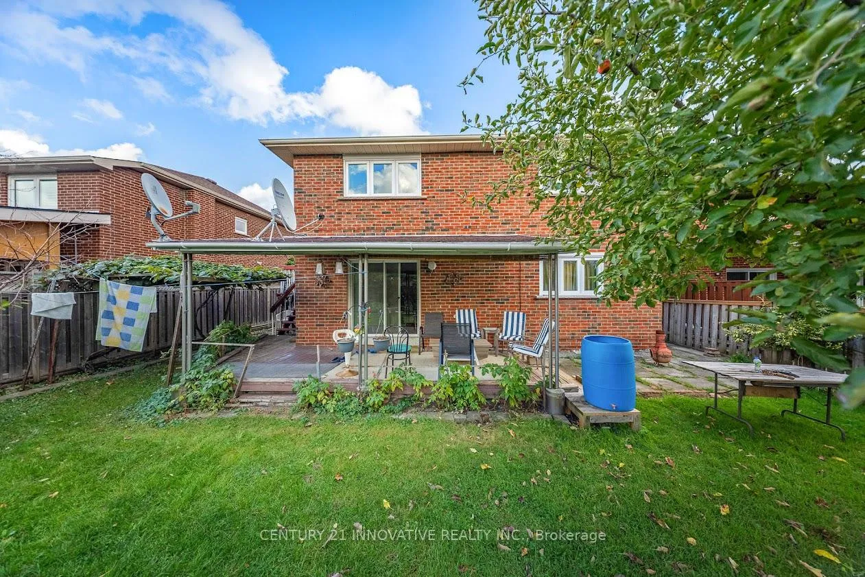 Photo 30 of 816 Willowbank Trail, Mississauga, Rathwood — HOMEH