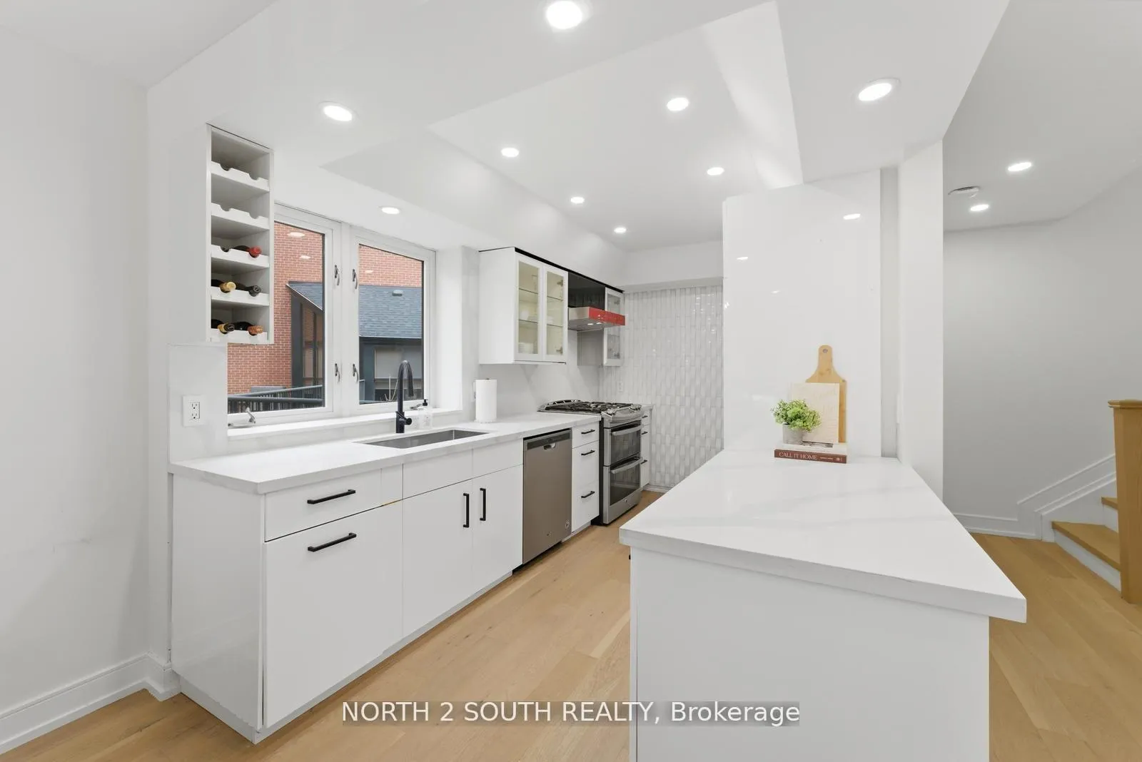Photo 15 of Unit TH 23, 100 Arbors Lane, Vaughan, West Woodbridge — HOMEH