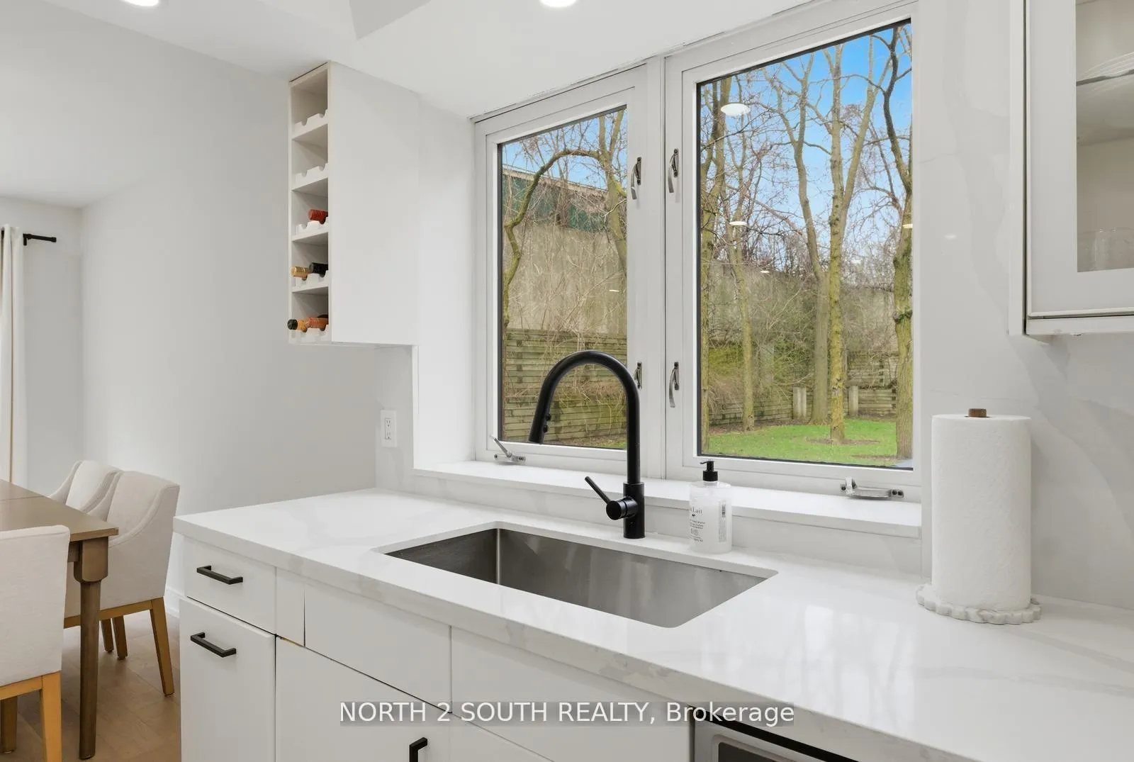 Photo 19 of Unit TH 23, 100 Arbors Lane, Vaughan, West Woodbridge — HOMEH
