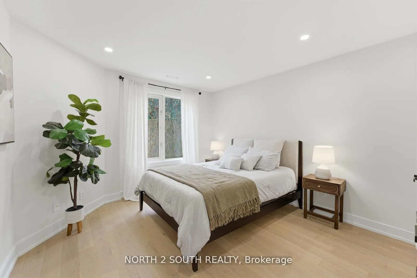 Photo 28 of Unit TH 23, 100 Arbors Lane, Vaughan, West Woodbridge — HOMEH