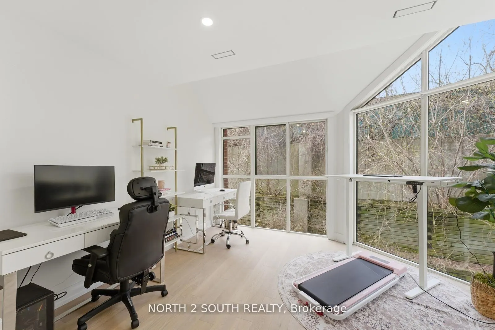 Photo 29 of Unit TH 23, 100 Arbors Lane, Vaughan, West Woodbridge — HOMEH