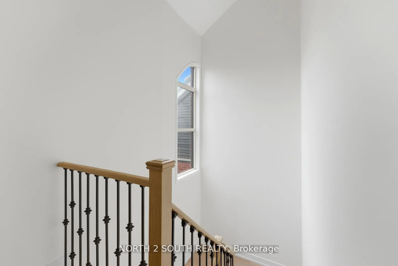 Photo 32 of Unit TH 23, 100 Arbors Lane, Vaughan, West Woodbridge — HOMEH