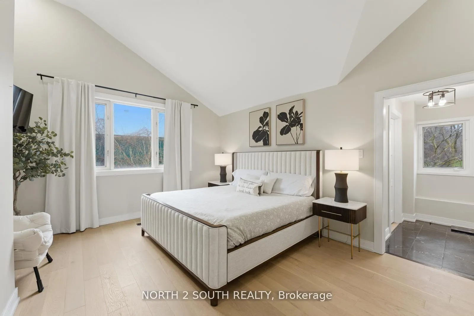 Photo 34 of Unit TH 23, 100 Arbors Lane, Vaughan, West Woodbridge — HOMEH