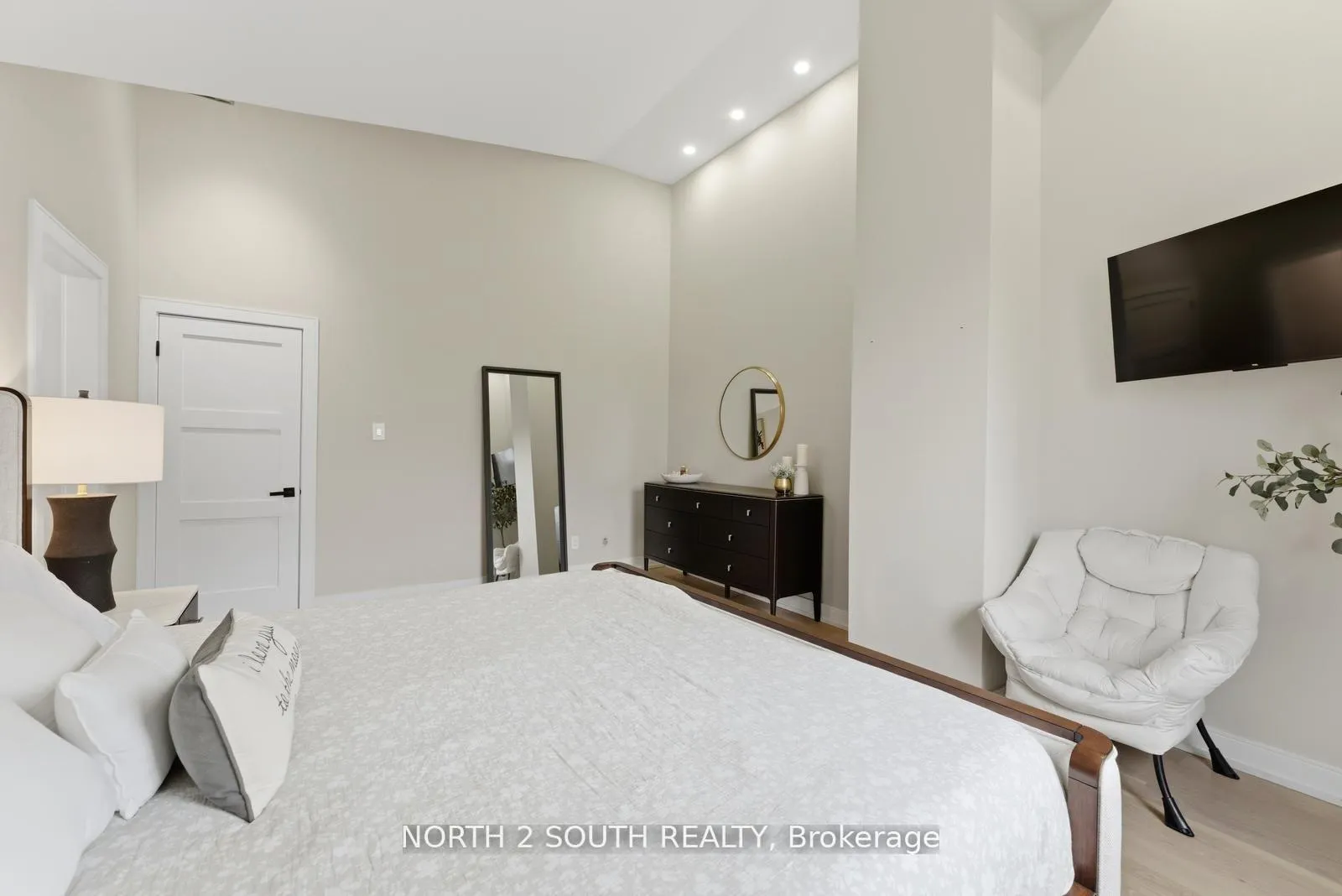 Photo 36 of Unit TH 23, 100 Arbors Lane, Vaughan, West Woodbridge — HOMEH