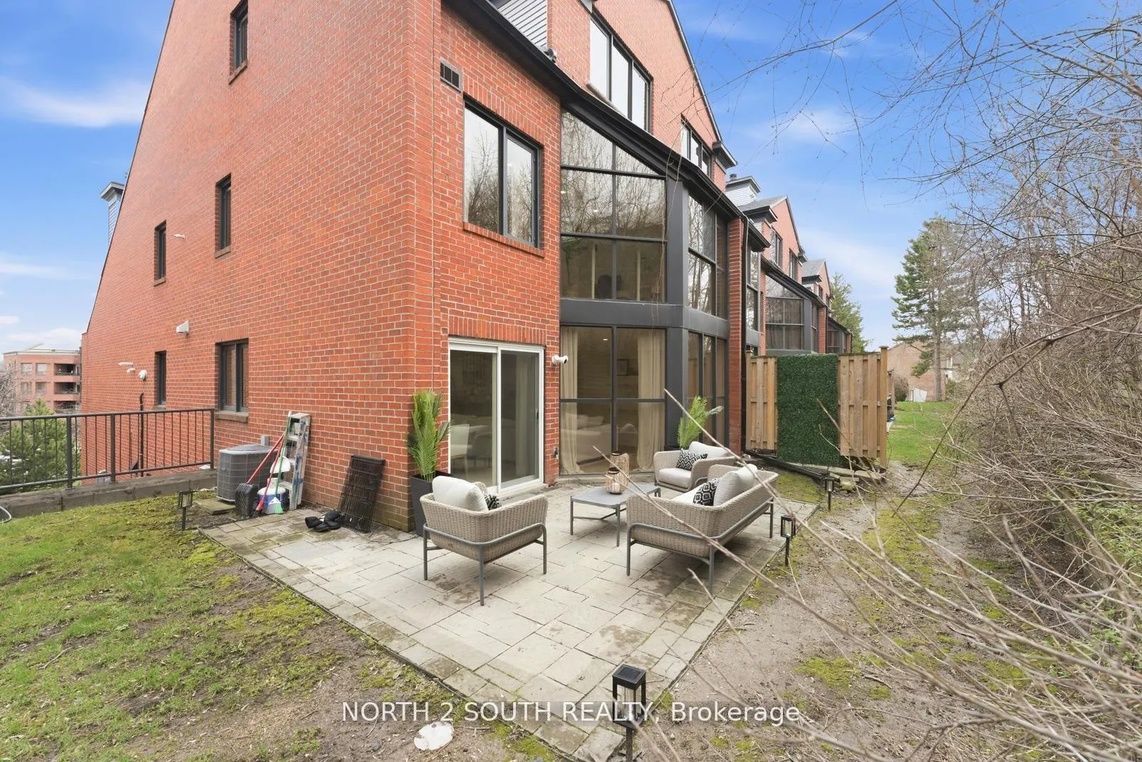 Photo 39 of Unit TH 23, 100 Arbors Lane, Vaughan, West Woodbridge — HOMEH