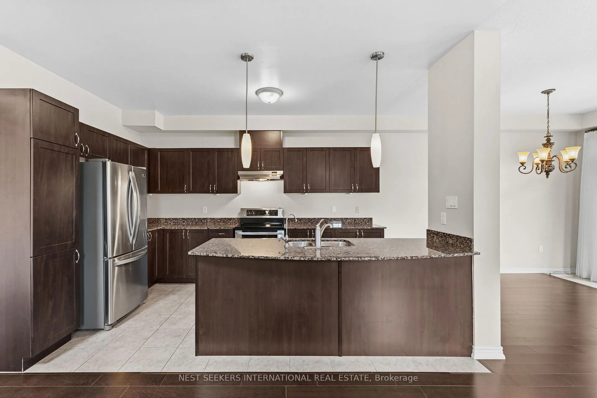 Photo 5 of Unit 11, 188 Coldwater Road, Orillia — HOMEH