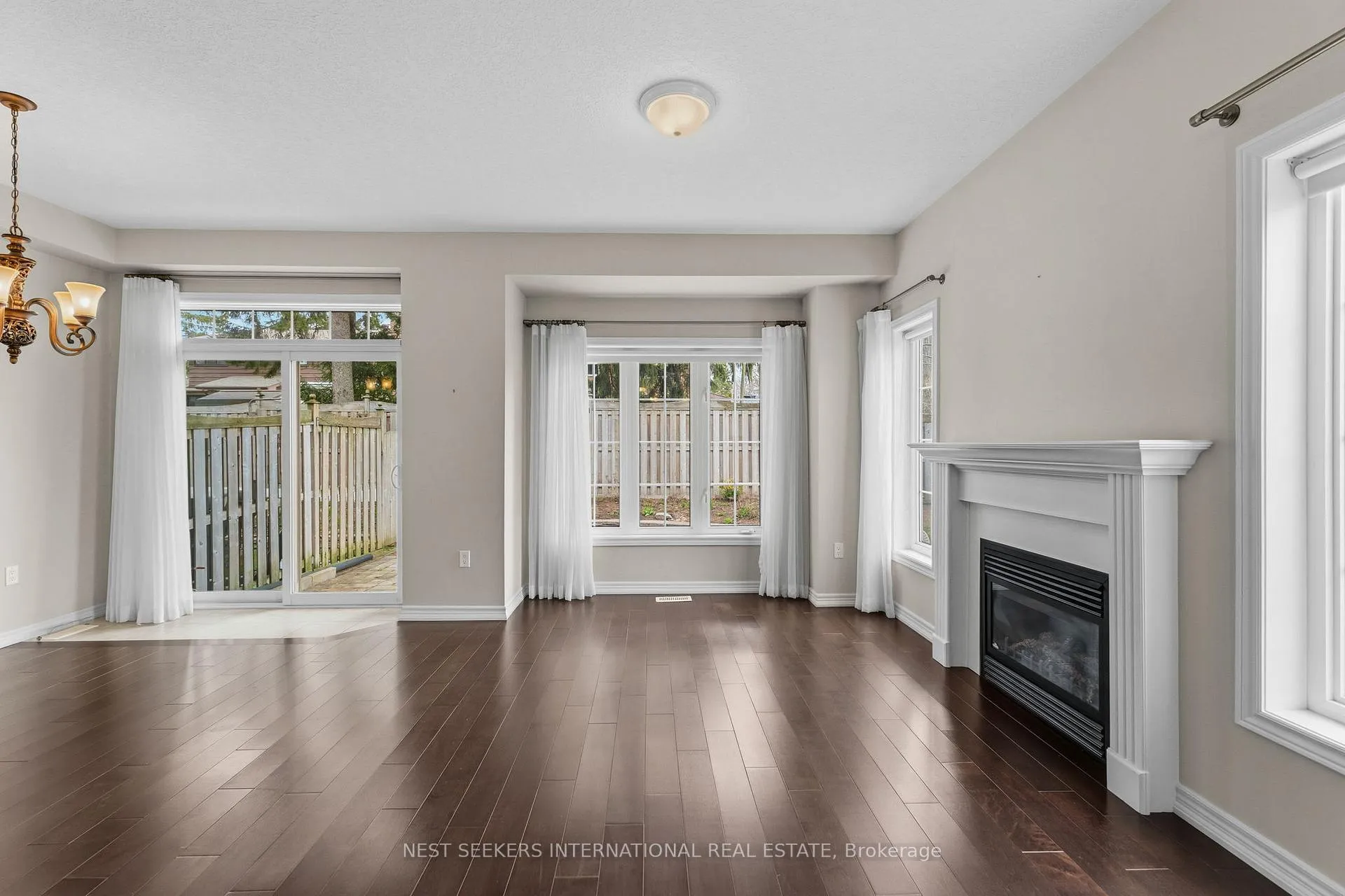 Photo 10 of Unit 11, 188 Coldwater Road, Orillia — HOMEH