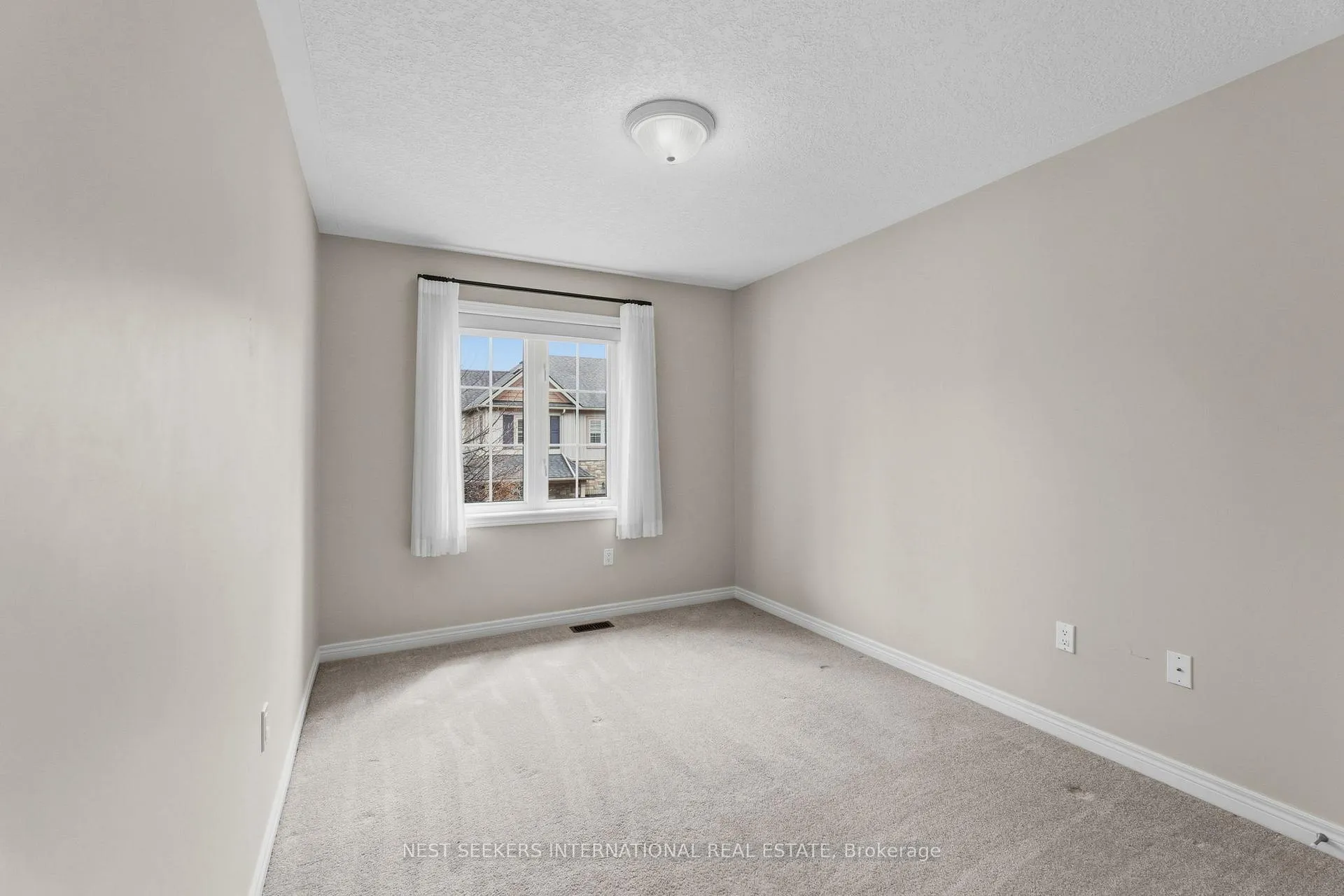 Photo 26 of Unit 11, 188 Coldwater Road, Orillia — HOMEH