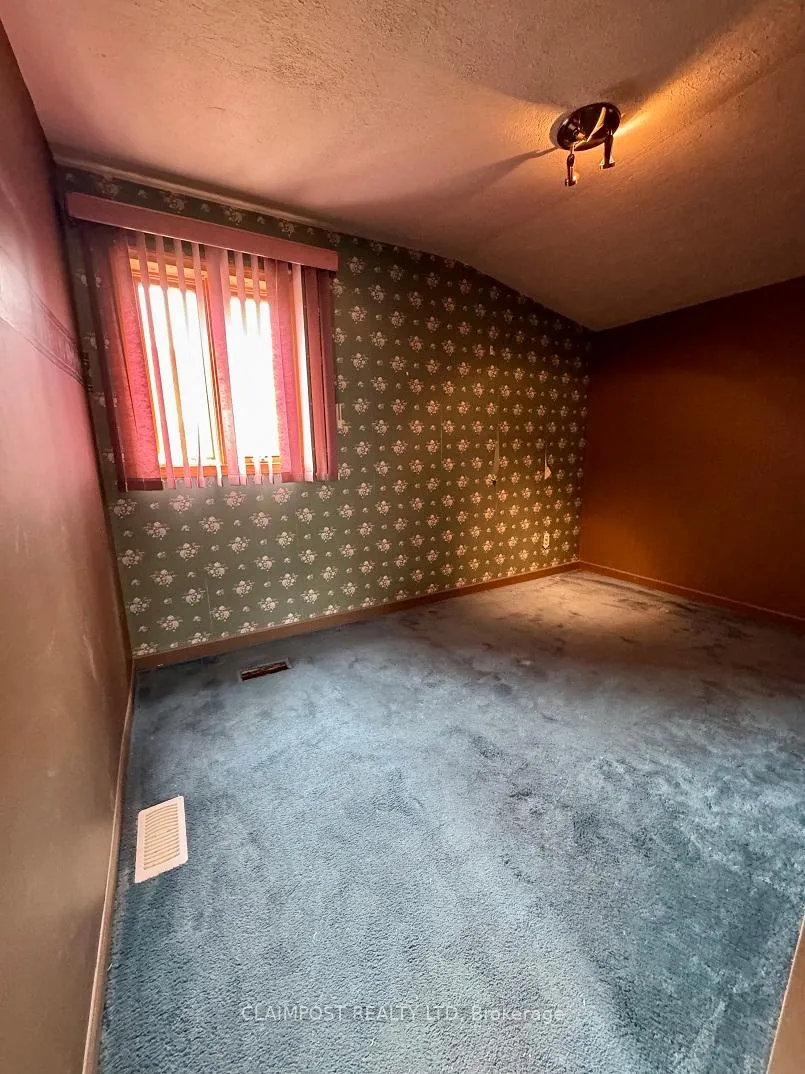 Photo 6 of 108 Crescent Avenue, Timmins, TM - TNW - Algonquin to Jubilee — HOMEH