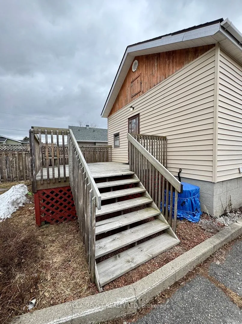 Photo 16 of 108 Crescent Avenue, Timmins, TM - TNW - Algonquin to Jubilee — HOMEH