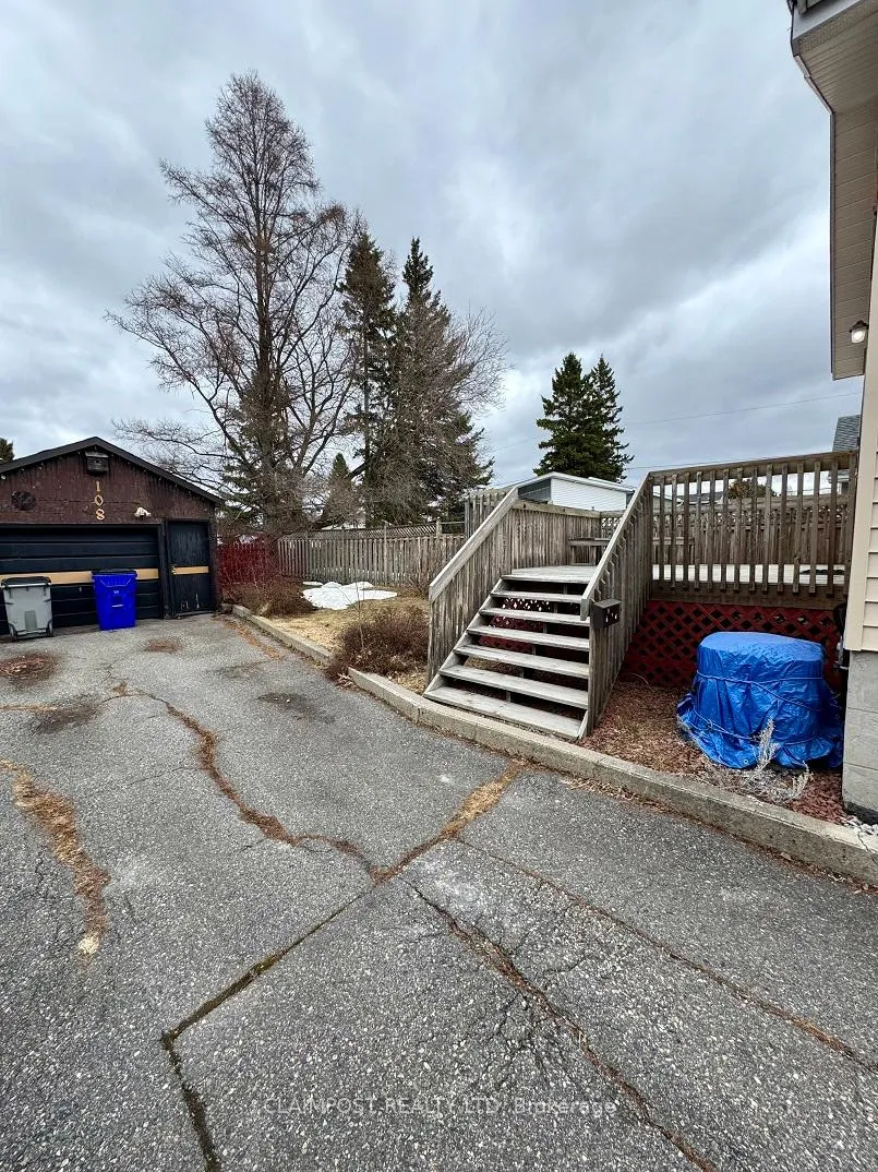 Photo 18 of 108 Crescent Avenue, Timmins, TM - TNW - Algonquin to Jubilee — HOMEH