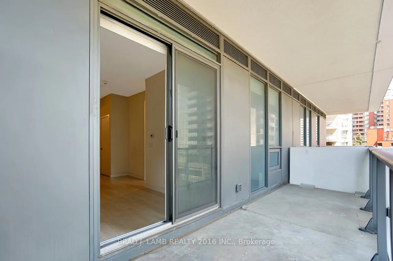 Photo 11 of Unit 605, 2221 Yonge Street, Toronto, Mount Pleasant West — HOMEH