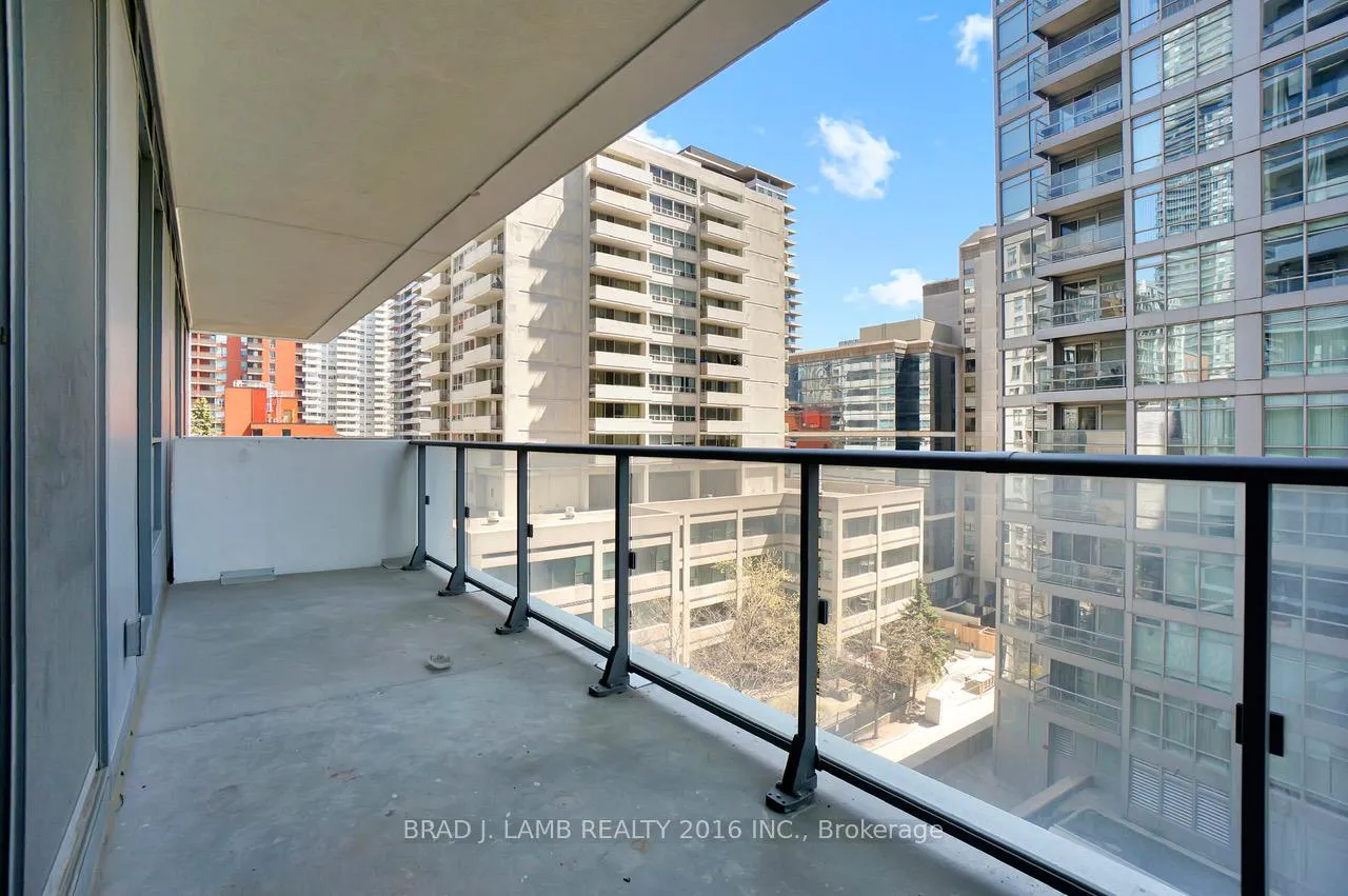 Photo 13 of Unit 605, 2221 Yonge Street, Toronto, Mount Pleasant West — HOMEH