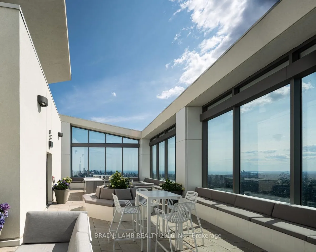 Photo 17 of Unit 605, 2221 Yonge Street, Toronto, Mount Pleasant West — HOMEH