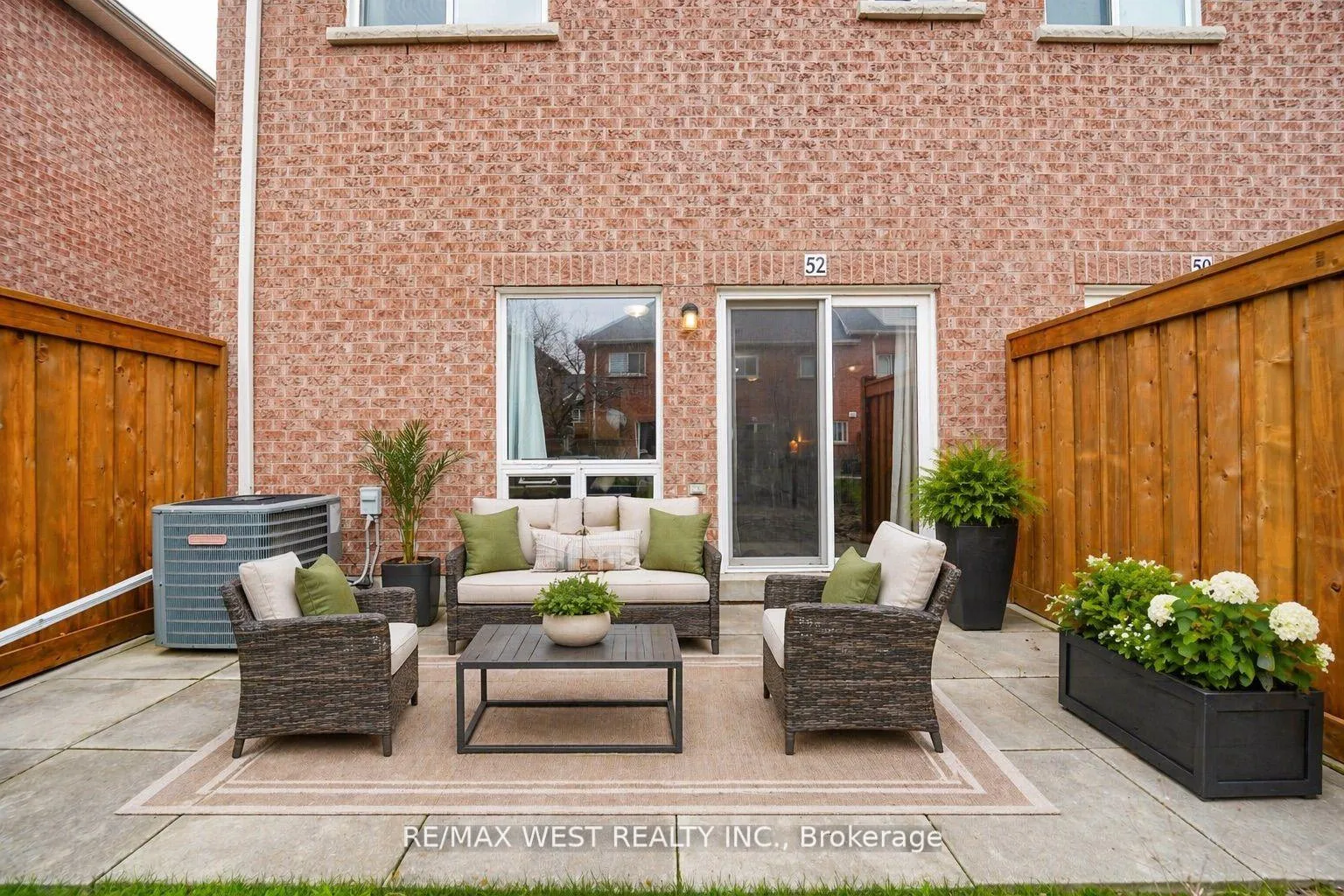 Photo 11 of 52 Torr Lane, Ajax, Central — HOMEH