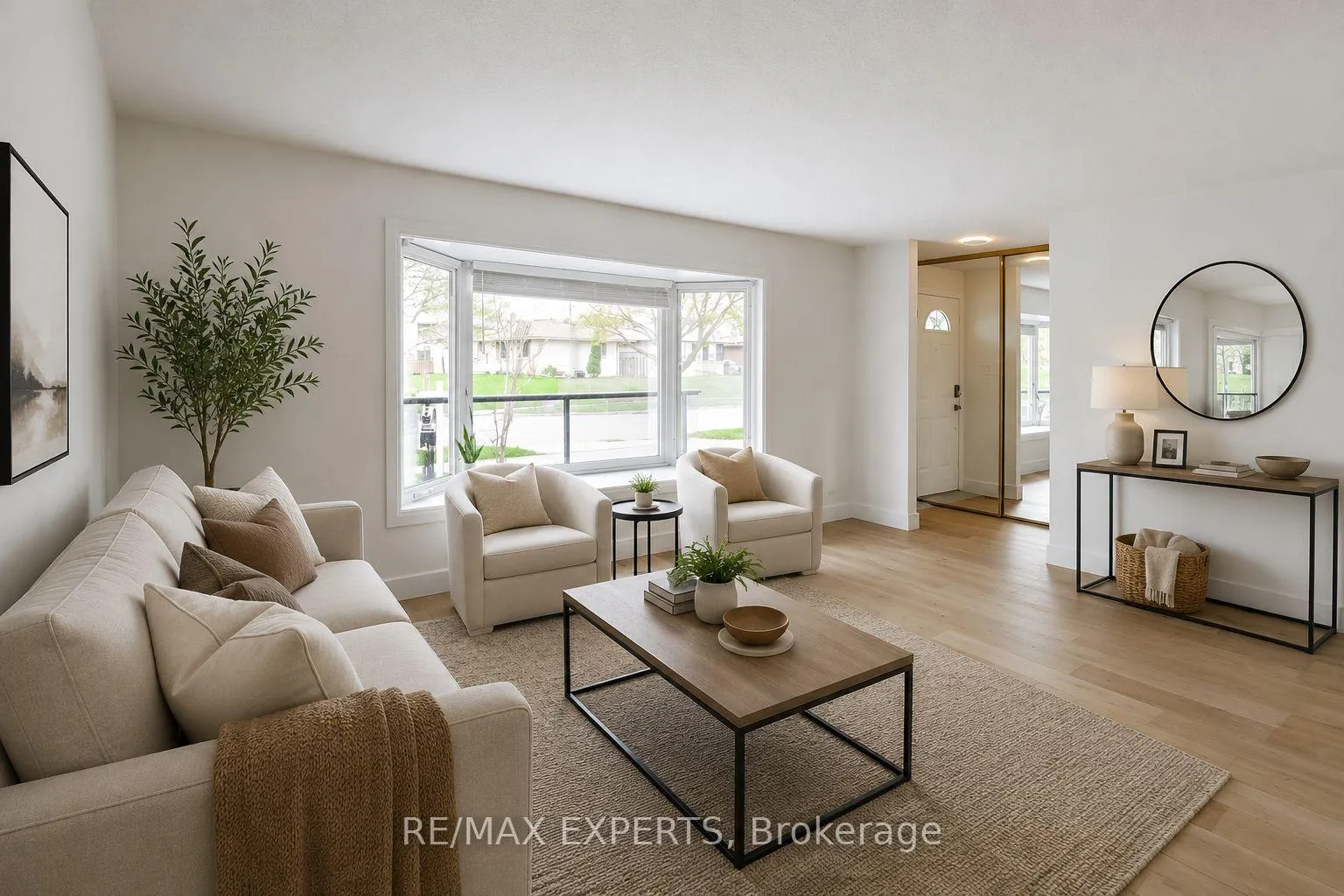 Photo 6 of 26 Pinedale Drive, Kitchener — HOMEH