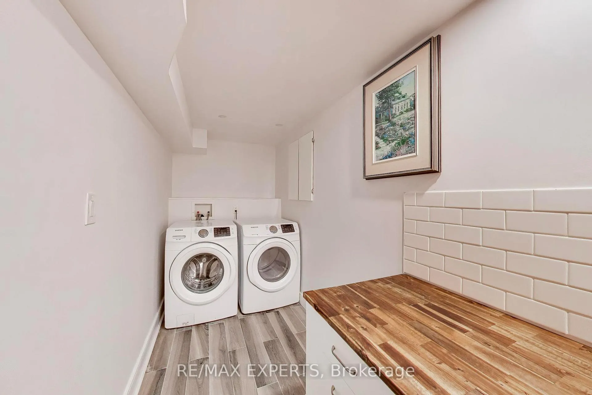 Photo 27 of 26 Pinedale Drive, Kitchener — HOMEH