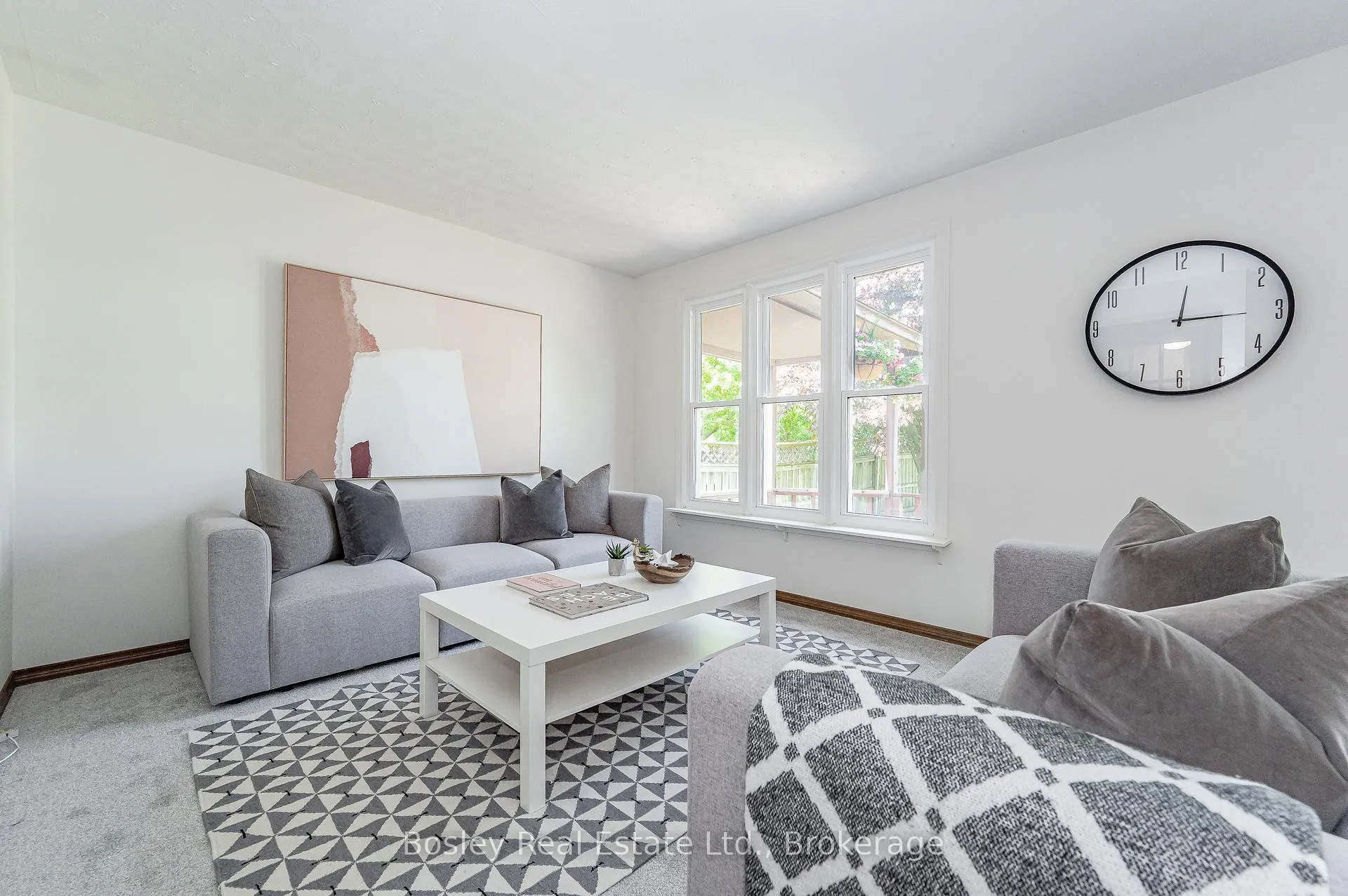 Photo 12 of 54 Koch Drive, Guelph, Kortright West — HOMEH