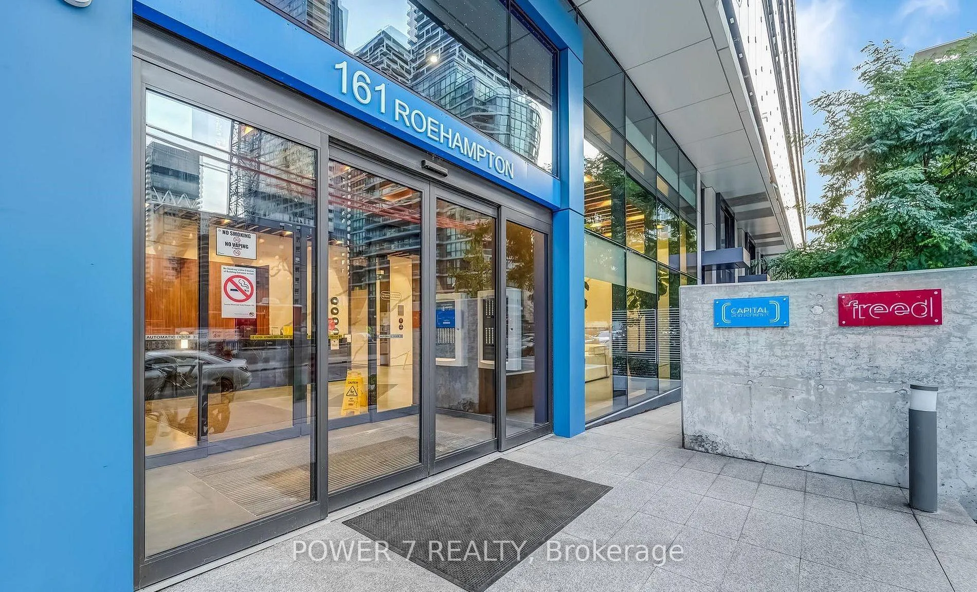 Photo 2 of Unit 911, 161 Roehampton Avenue, Toronto, Mount Pleasant East — HOMEH