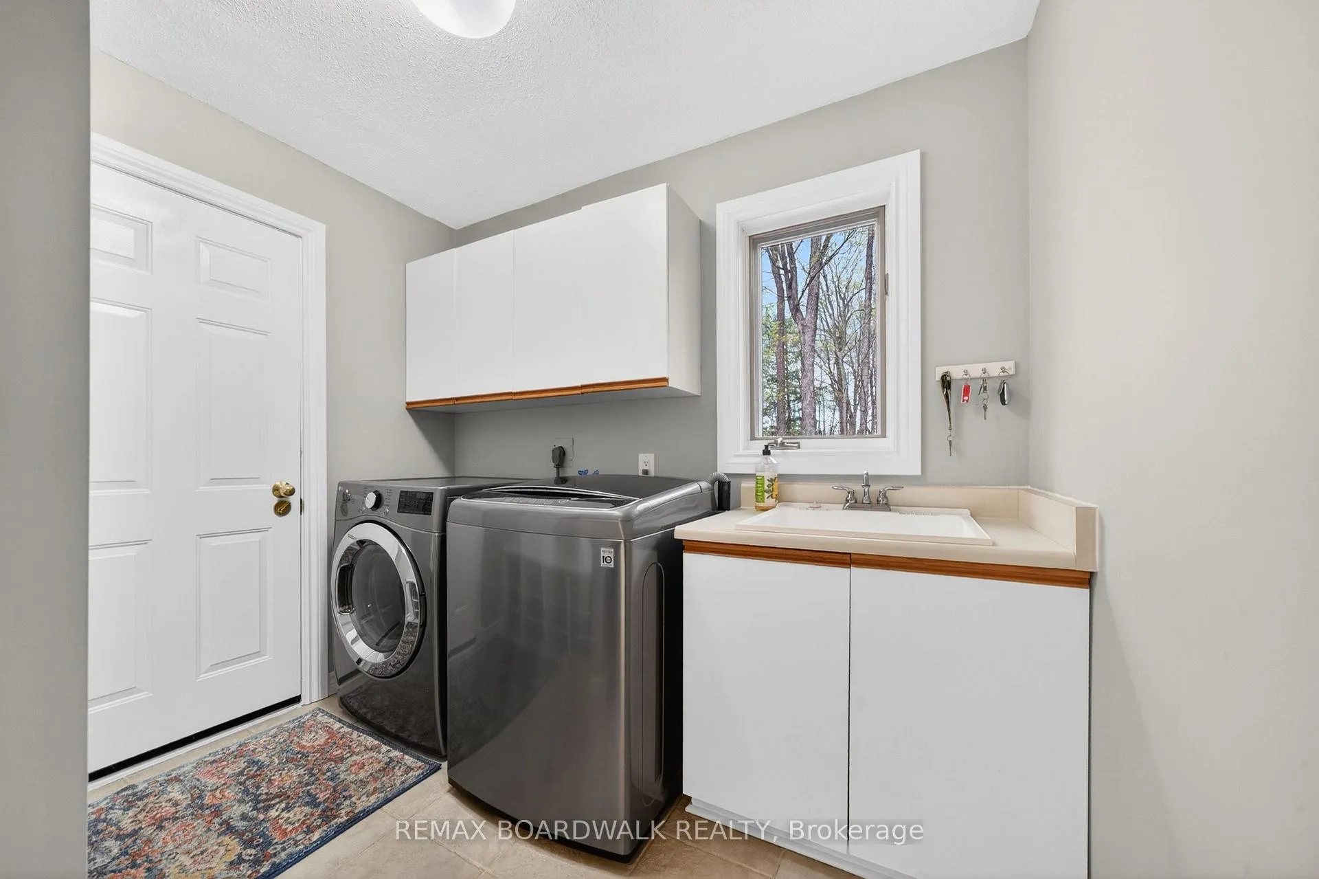 Photo 22 of 127 Margaret Anne Drive, Ottawa, Huntley Ward (South East) — HOMEH