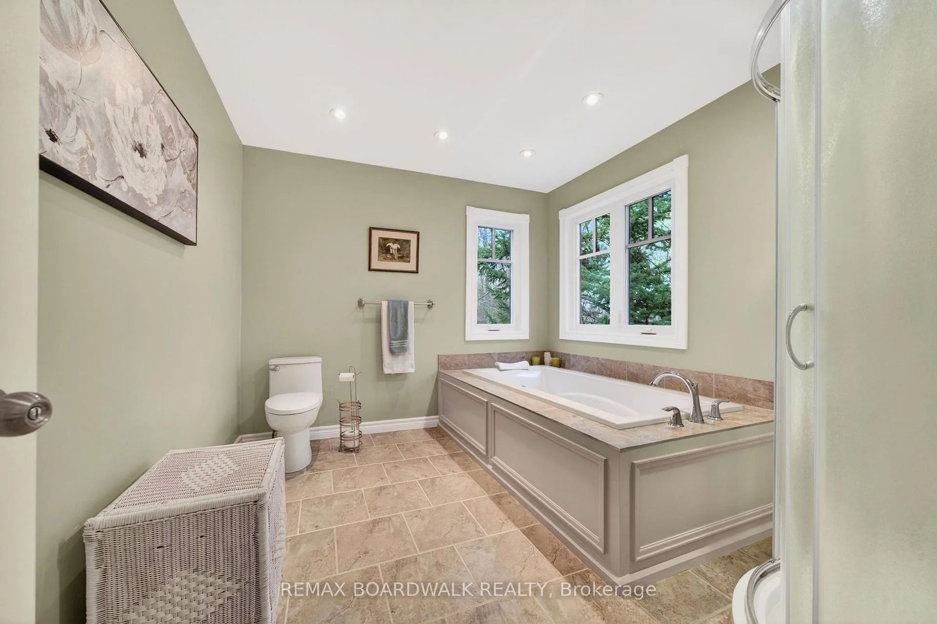 Photo 31 of 127 Margaret Anne Drive, Ottawa, Huntley Ward (South East) — HOMEH