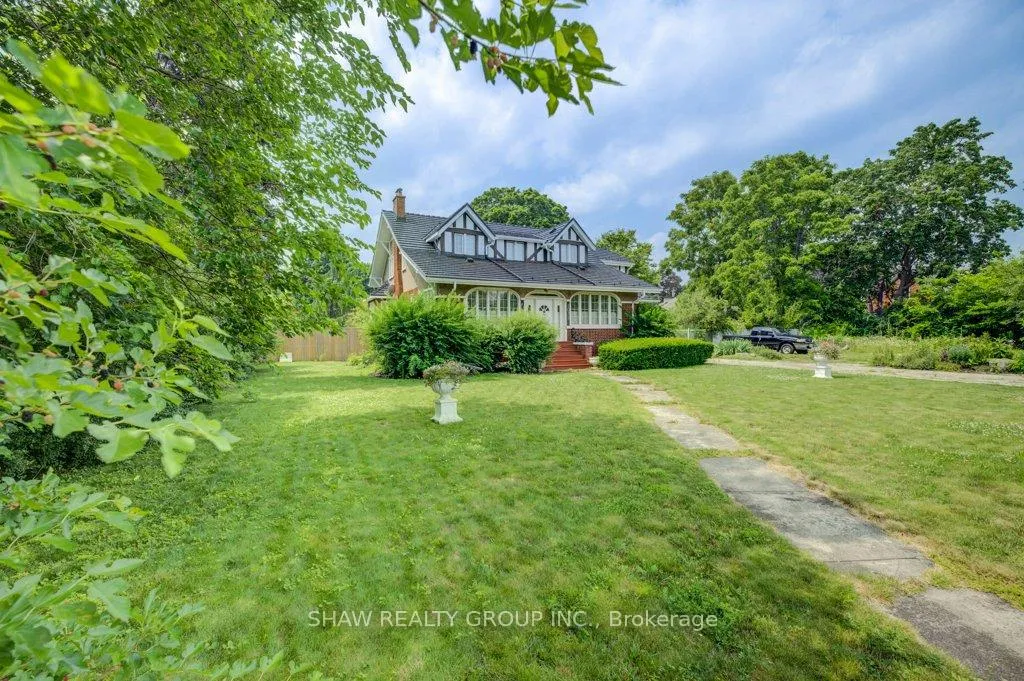 Photo 39 of 2023 Coronation Avenue, Cambridge, Lang's Farm — HOMEH
