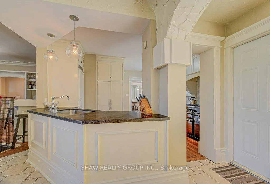 Photo 5 of 2023 Coronation Avenue, Cambridge, Lang's Farm — HOMEH