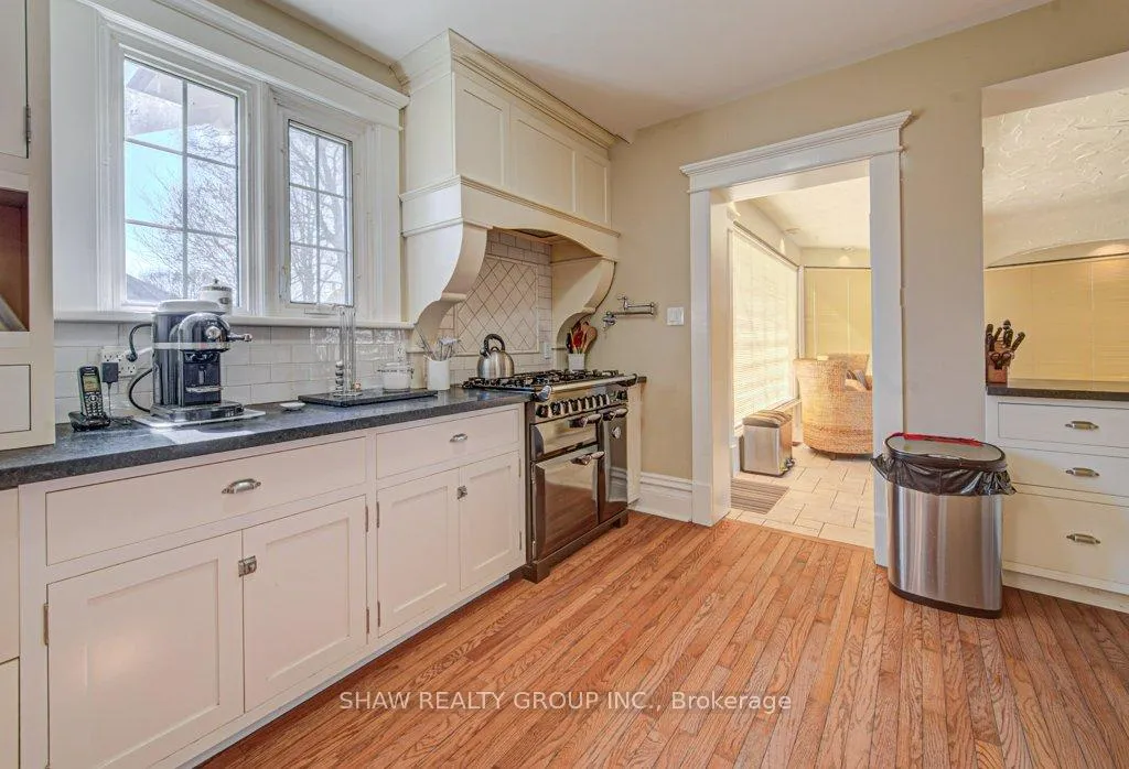 Photo 9 of 2023 Coronation Avenue, Cambridge, Lang's Farm — HOMEH