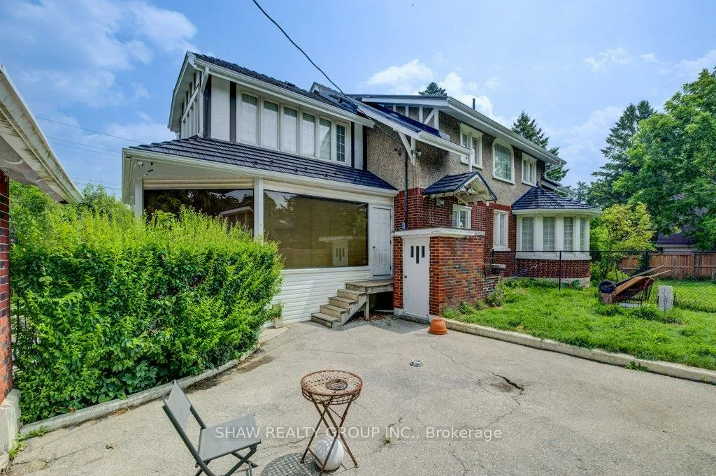 Photo 48 of 2023 Coronation Avenue, Cambridge, Lang's Farm — HOMEH