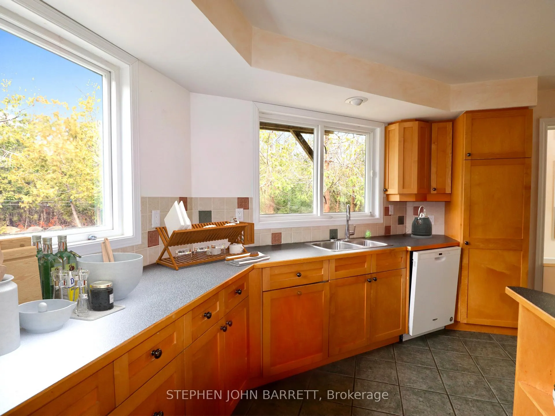 Photo 16 of 27352 48 Highway, Georgina, Virginia — HOMEH