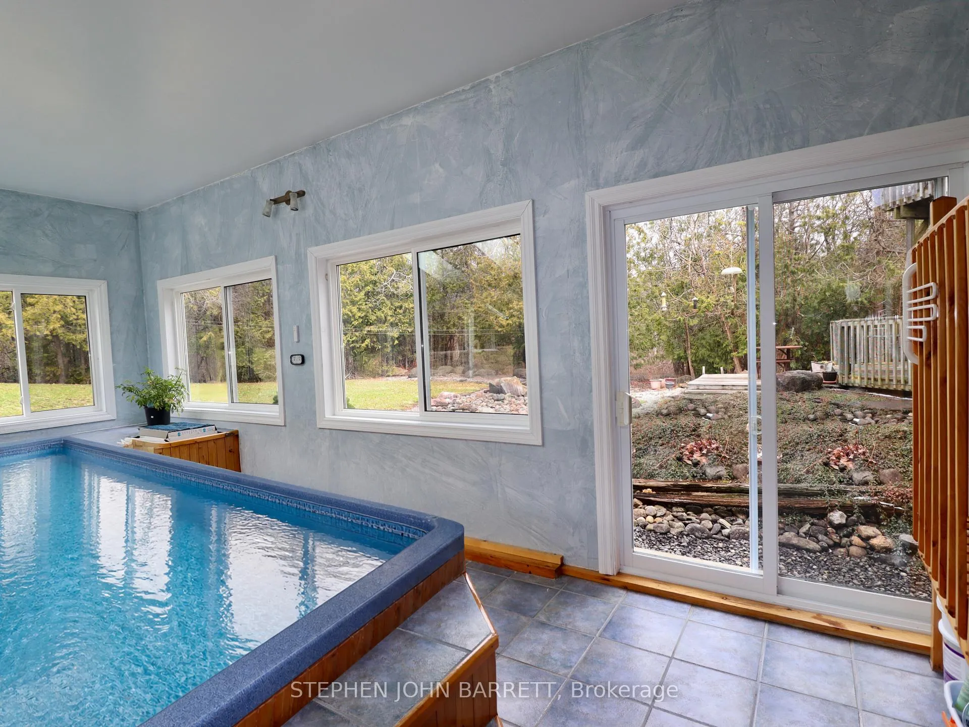 Photo 21 of 27352 48 Highway, Georgina, Virginia — HOMEH