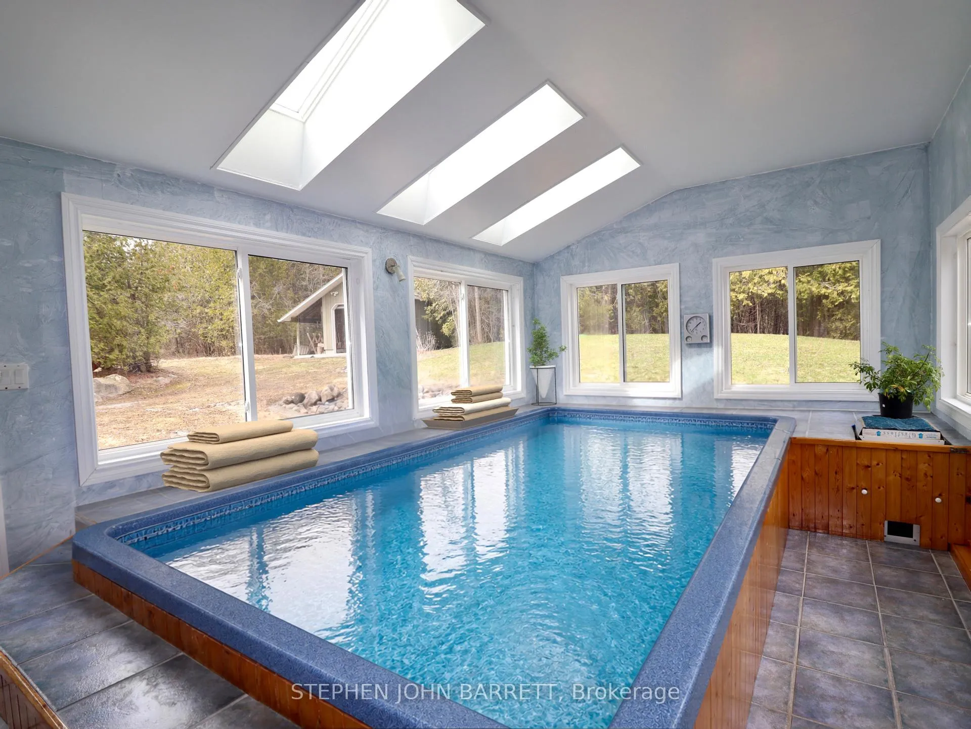 Photo 22 of 27352 48 Highway, Georgina, Virginia — HOMEH