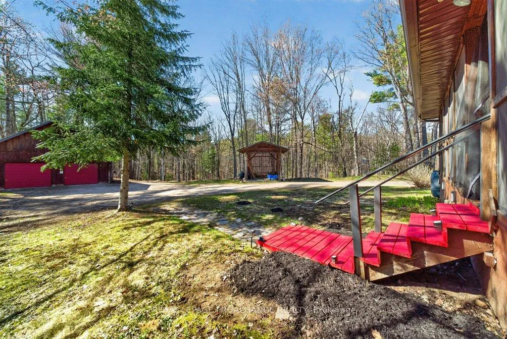 Photo 32 of 1205 Head Road, Frontenac, Frontenac North — HOMEH