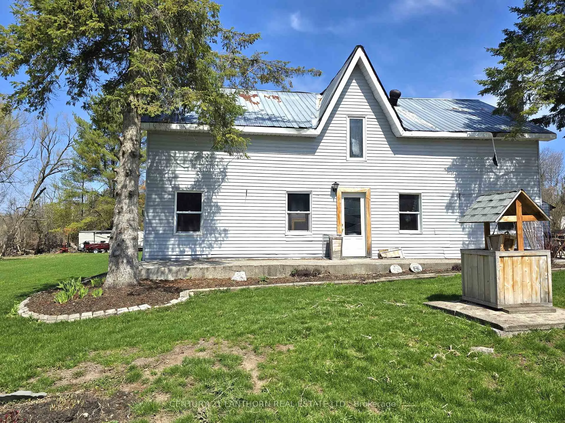 Photo 1 of 476 Smith Road, Quinte West, Sidney Ward — HOMEH
