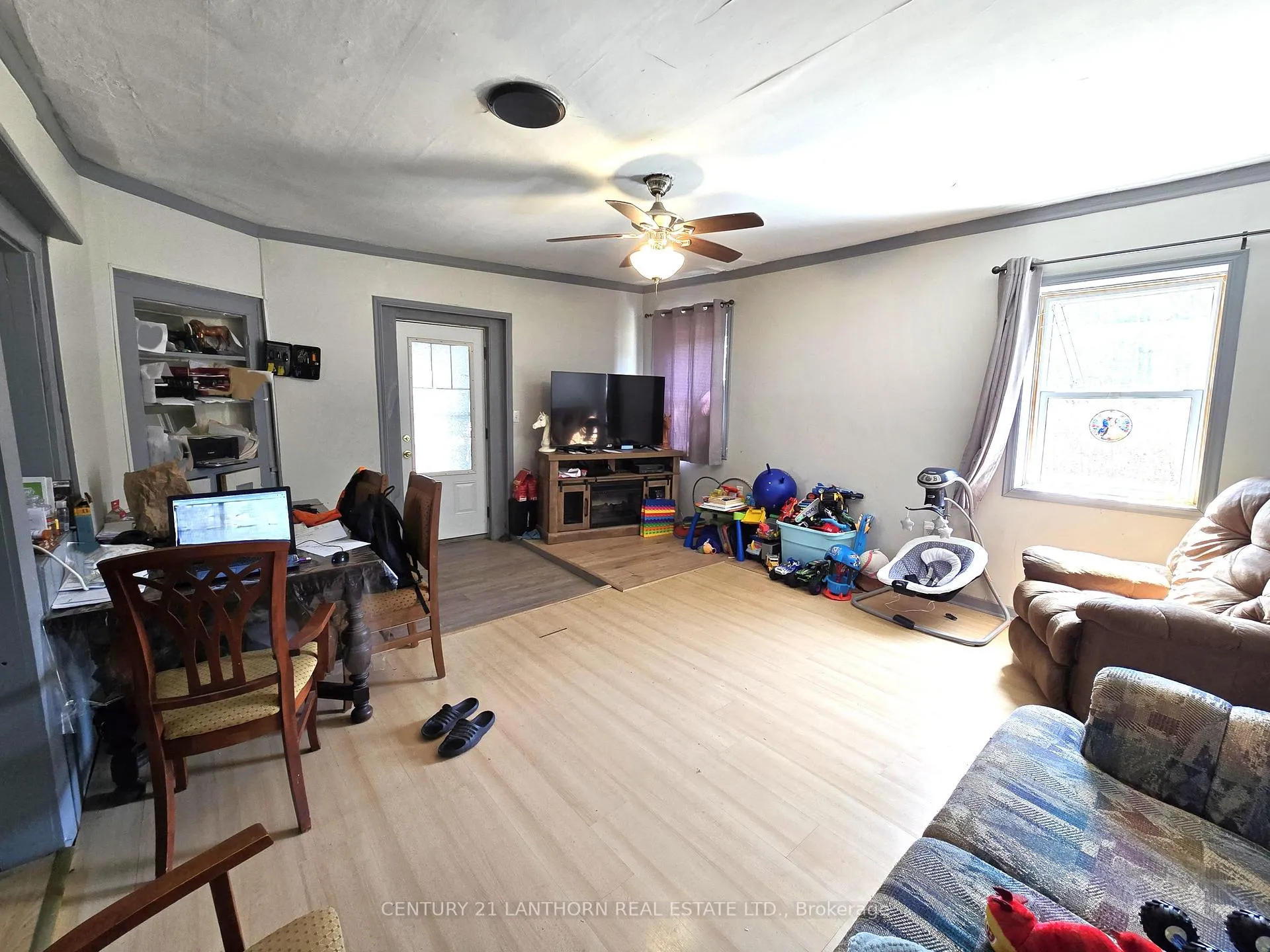 Photo 15 of 476 Smith Road, Quinte West, Sidney Ward — HOMEH