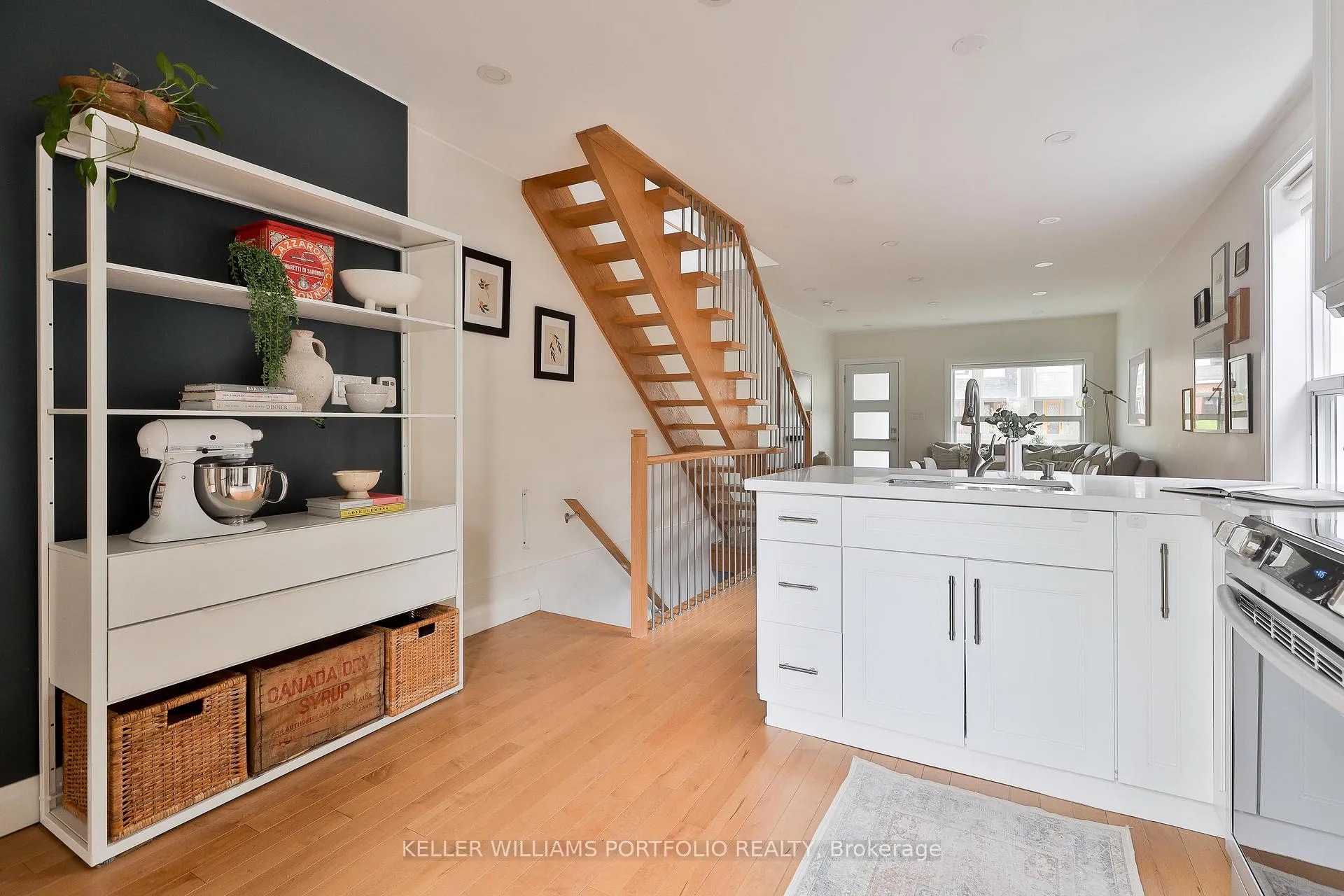 Photo 9 of 37 Rosethorn Avenue, Toronto, Weston-Pellam Park — HOMEH