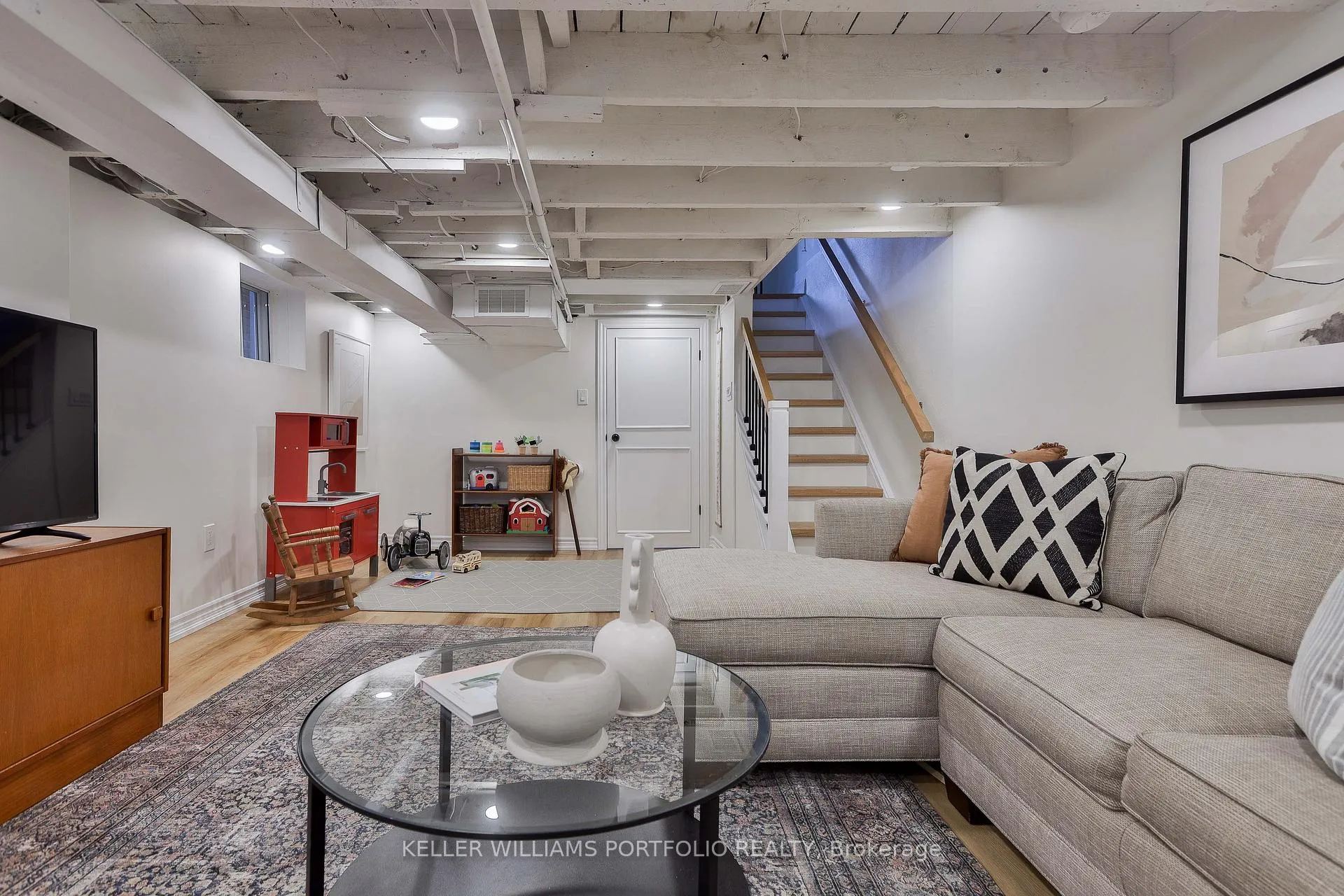 Photo 20 of 37 Rosethorn Avenue, Toronto, Weston-Pellam Park — HOMEH