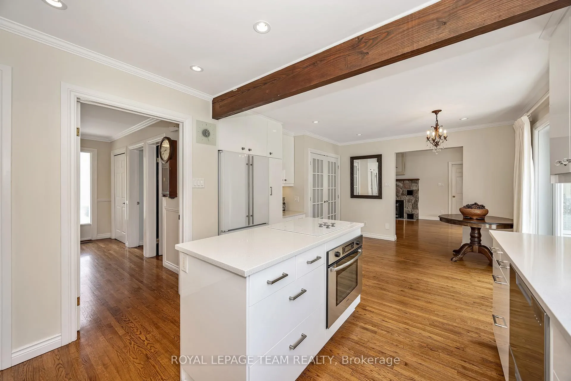 Photo 10 of 28 Spring Cress Drive, Ottawa, Cedar Hill/Orchard Estates — HOMEH