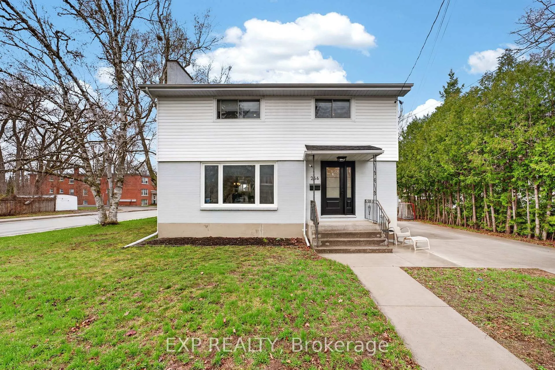 Photo 1 of 266 Bleecker Avenue, Belleville, Belleville Ward — HOMEH