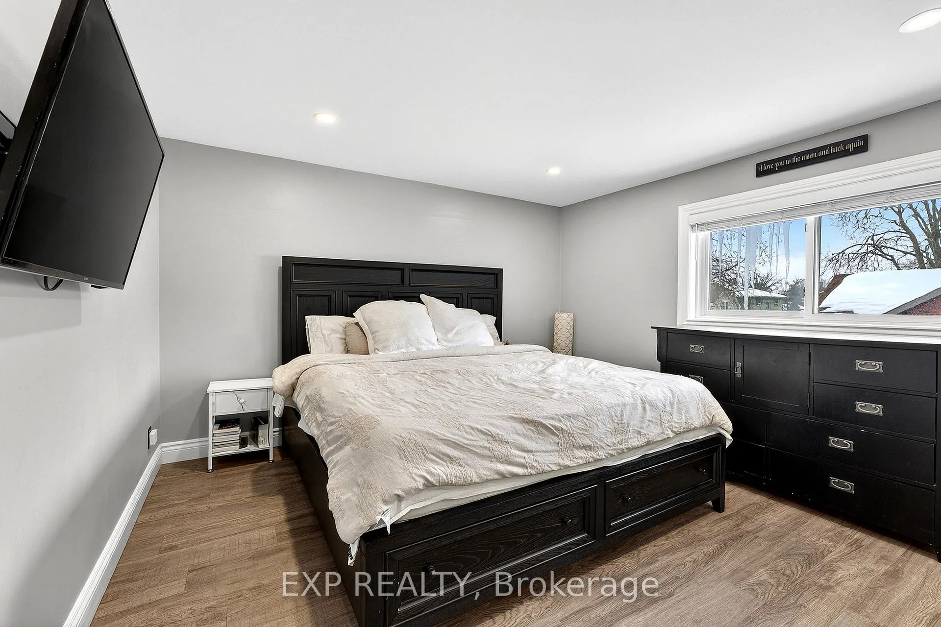 Photo 12 of 266 Bleecker Avenue, Belleville, Belleville Ward — HOMEH