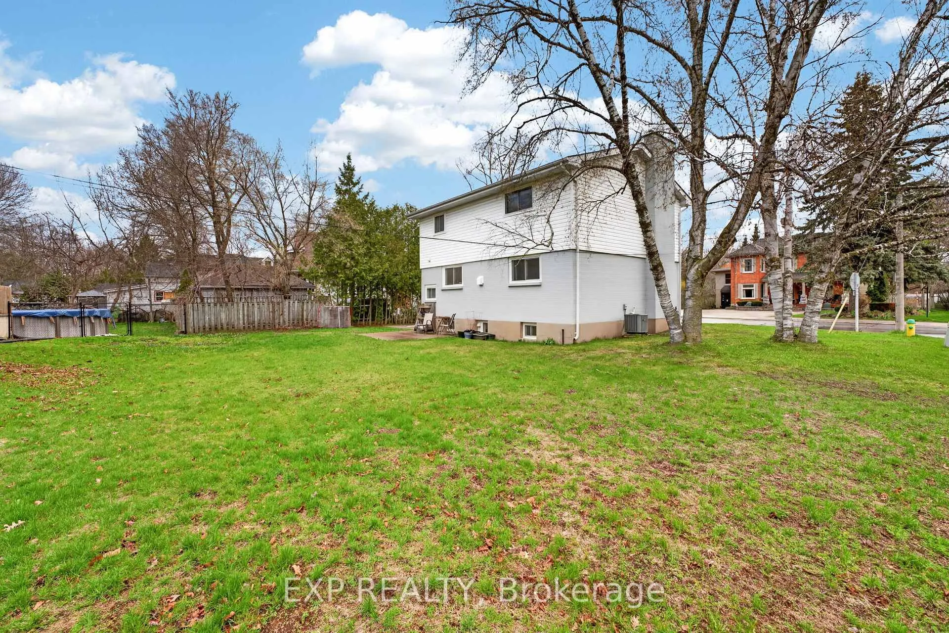 Photo 20 of 266 Bleecker Avenue, Belleville, Belleville Ward — HOMEH
