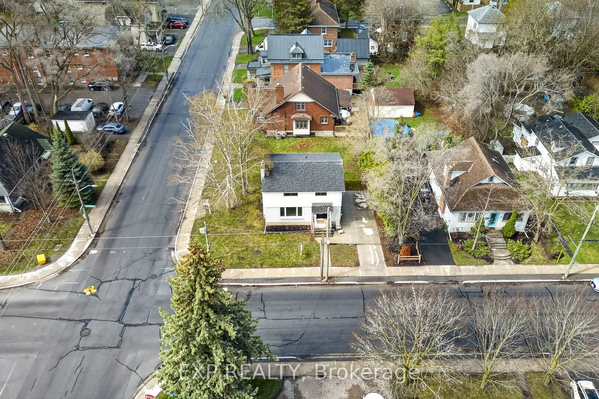 Photo 21 of 266 Bleecker Avenue, Belleville, Belleville Ward — HOMEH