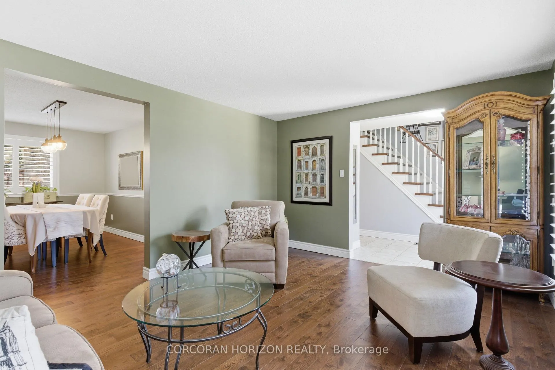 Photo 7 of 125 Covington Crescent, Kitchener — HOMEH
