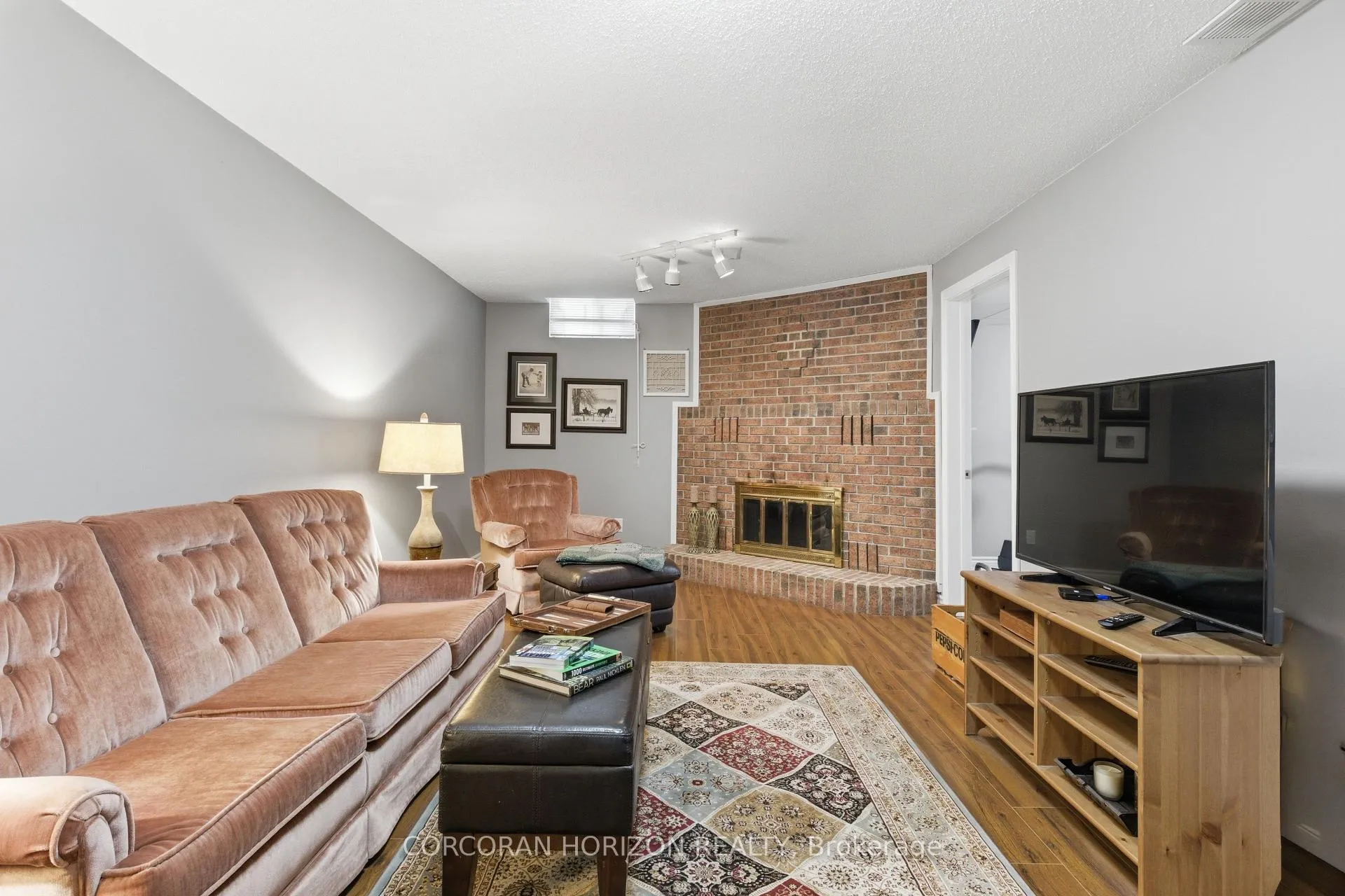 Photo 28 of 125 Covington Crescent, Kitchener — HOMEH