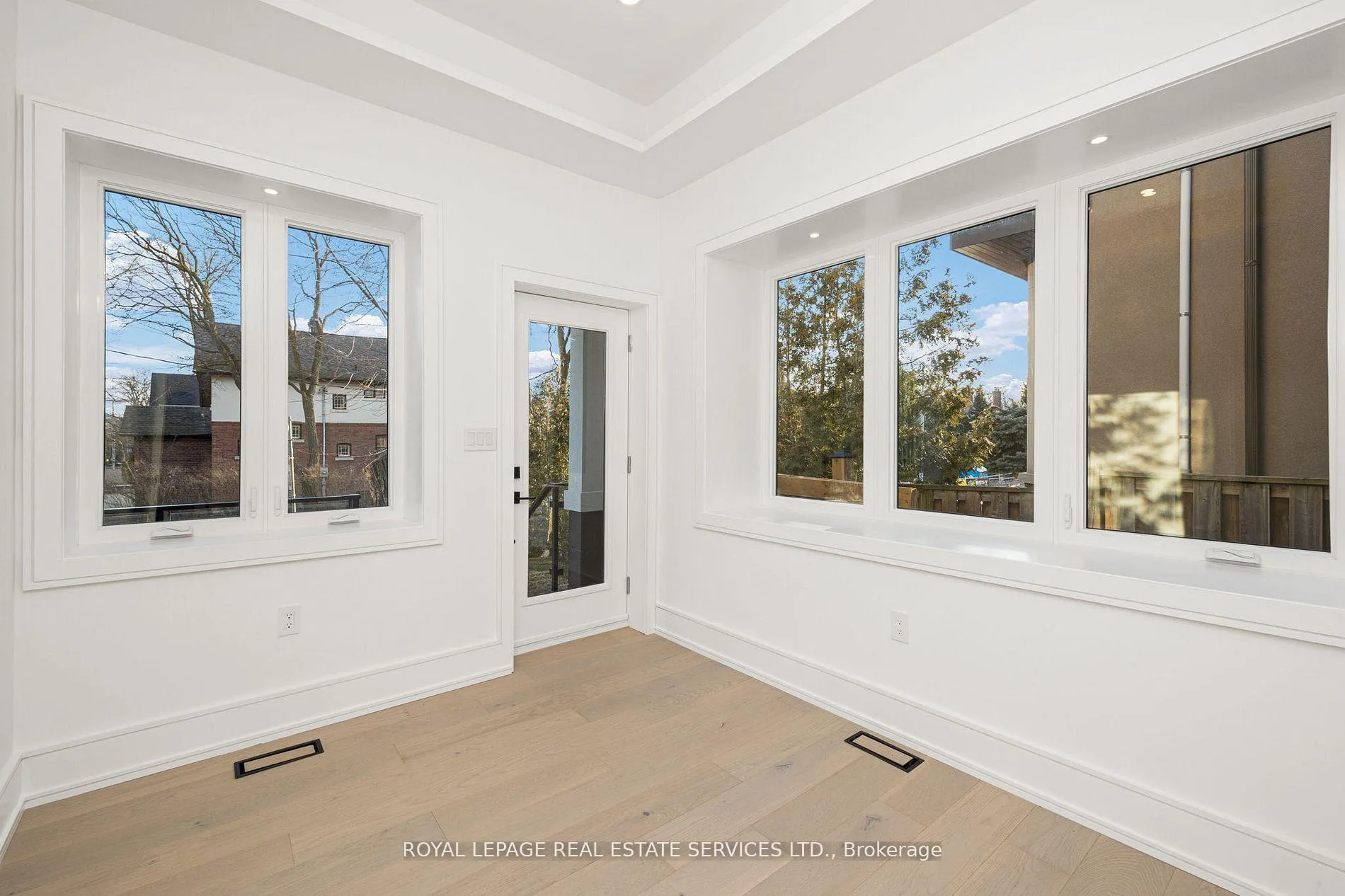 Photo 9 of 1352 Mount Pleasant Road, Toronto, Lawrence Park South — HOMEH