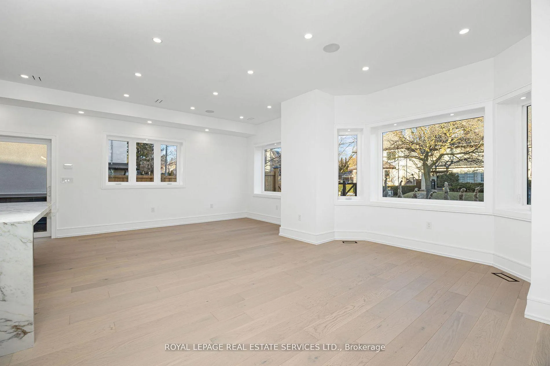 Photo 10 of 1352 Mount Pleasant Road, Toronto, Lawrence Park South — HOMEH